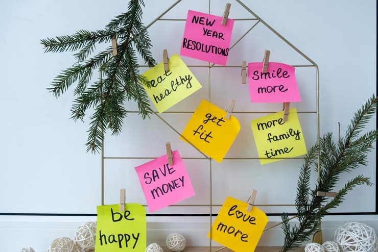 Set of goals on a vision board.